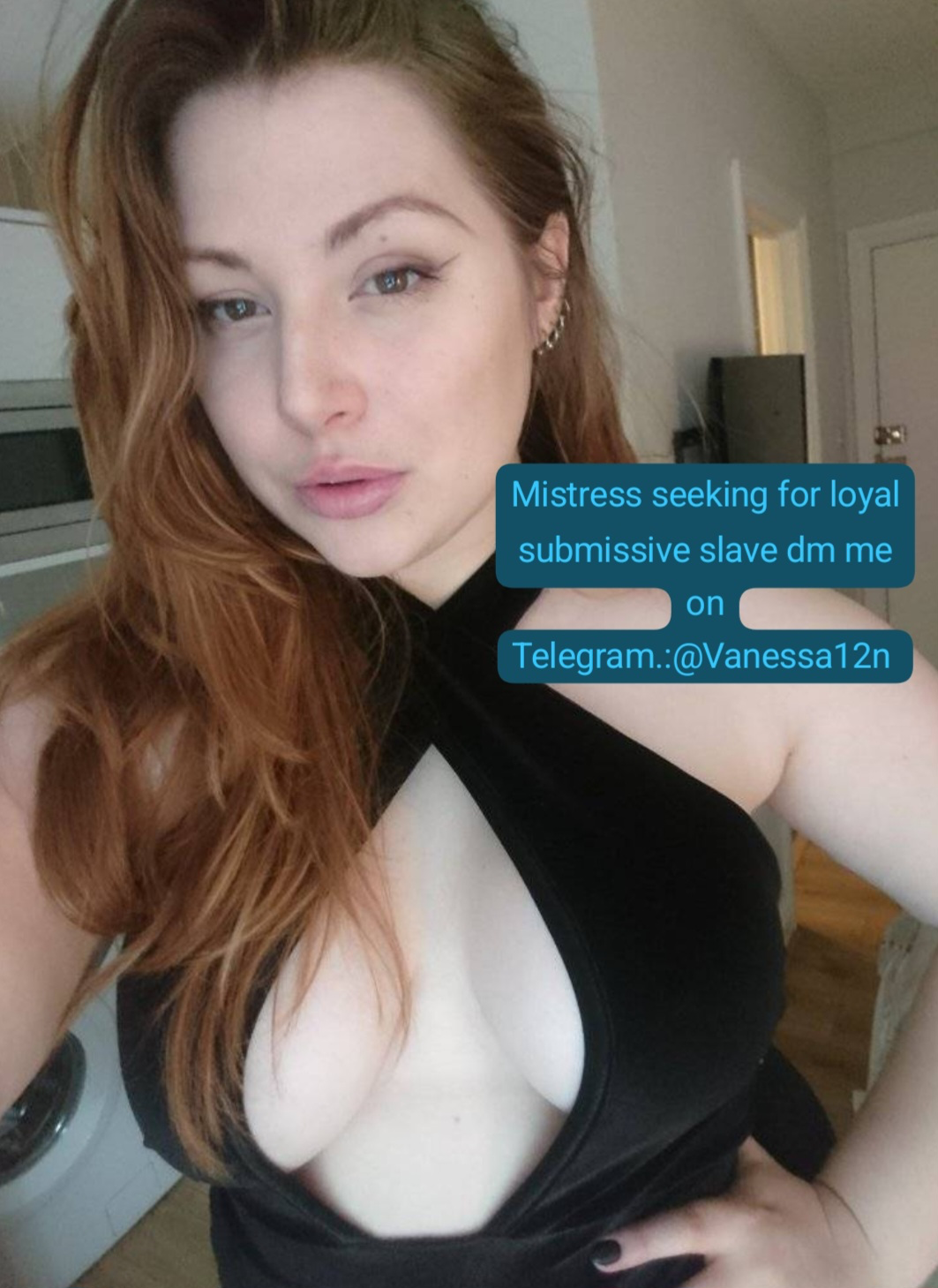 Hot superior domme mistress